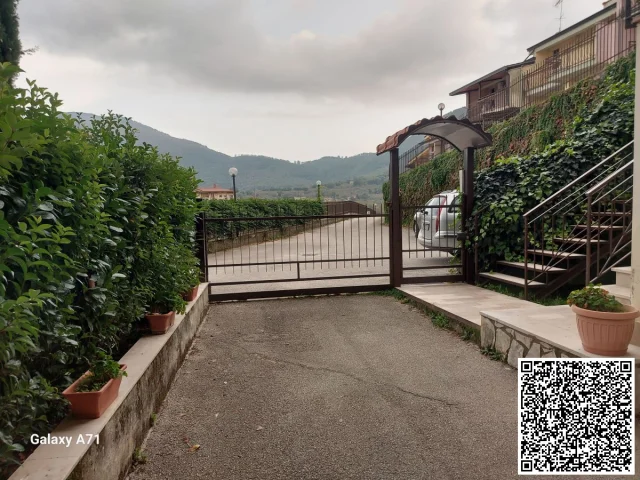 Appartamenti in Vendita - Villa indipendente monteforte irpino con giardino ,terrazze panoramiche e box auto triplo