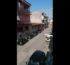 Appartamenti in Vendita - Appartamento con posto auto e cantinato