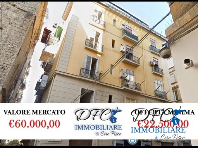 Asta appartamentino con balconcino