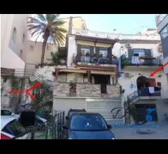 Appartamenti in Vendita - Asta appartamento di 96mq piano rialzato
