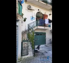 Appartamenti in Vendita - Asta appartamento di 96mq piano rialzato