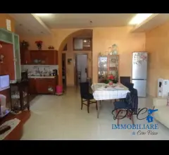 Appartamenti in Vendita - Asta appartamento di 96mq piano rialzato