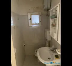 Appartamenti in Vendita - Locale deposito con soppalco