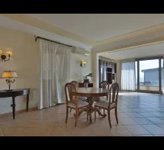 Appartamenti in Vendita - Stradale bellolampo - villa indipendente 2 livelli.