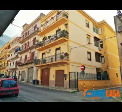 Capaci - via del risorgimento - ampio 5 vani