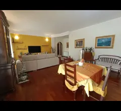 Appartamenti in Vendita - Monreale/via mulini - ampio trilocale rifinito