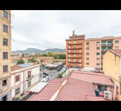 Appartamenti in Vendita - Zona pitrè - palazzina indipendente 2 livelli