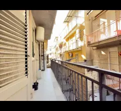 Appartamenti in Vendita - Via barbara asta - ristrutturato 4 vani con terrazzo.