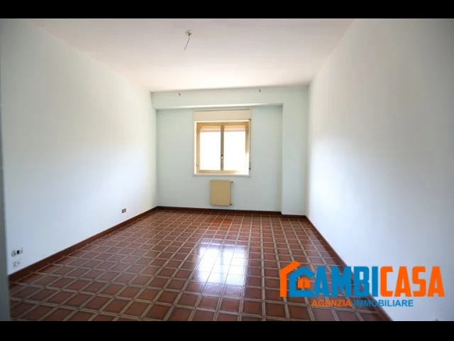 Appartamenti in Vendita - Via casalini - quadrivani con posto auto.