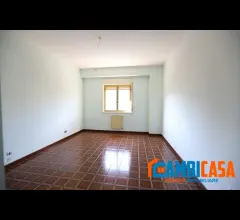 Appartamenti in Vendita - Via casalini - quadrivani con posto auto.