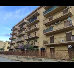 Appartamenti in Vendita - Corso dei mille - trilocale in residence