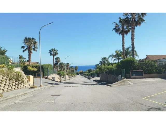 Residence acquamarina - villetta con piscina.