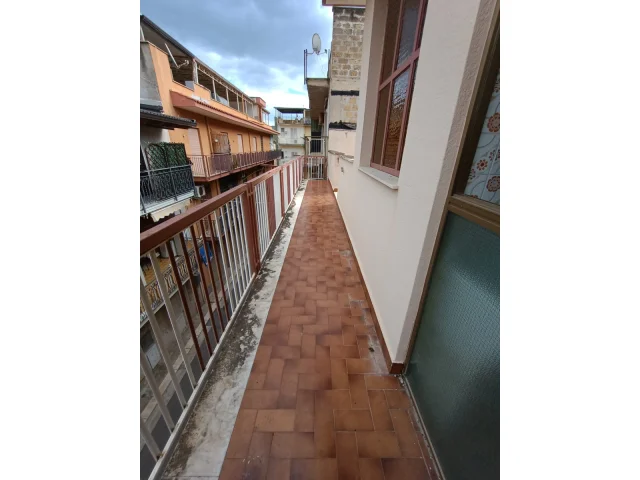 Villabate/via cicerone - trilocale + servizi.