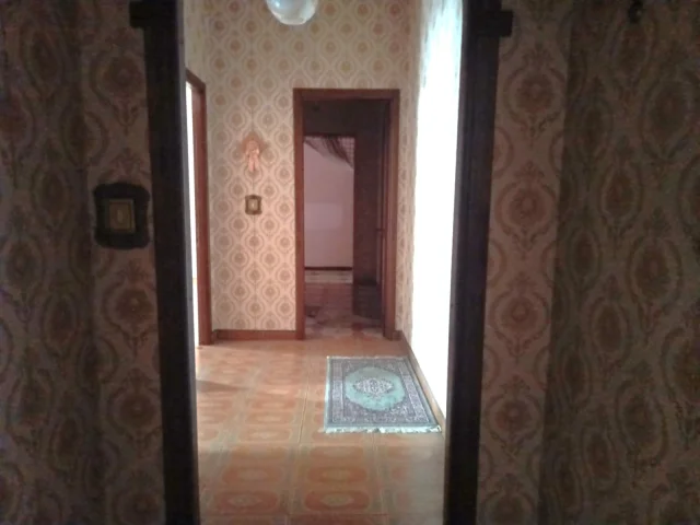 Appartamenti in Vendita - Villabate/via cicerone - trilocale + servizi.