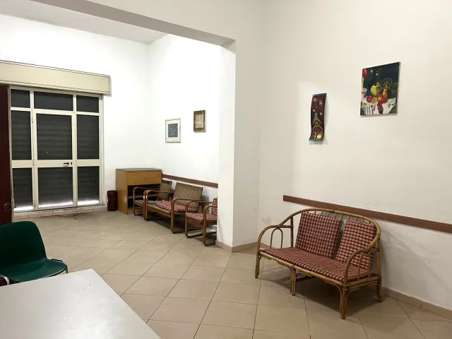 Orsa minore/via villagrazia - locale 56 mq