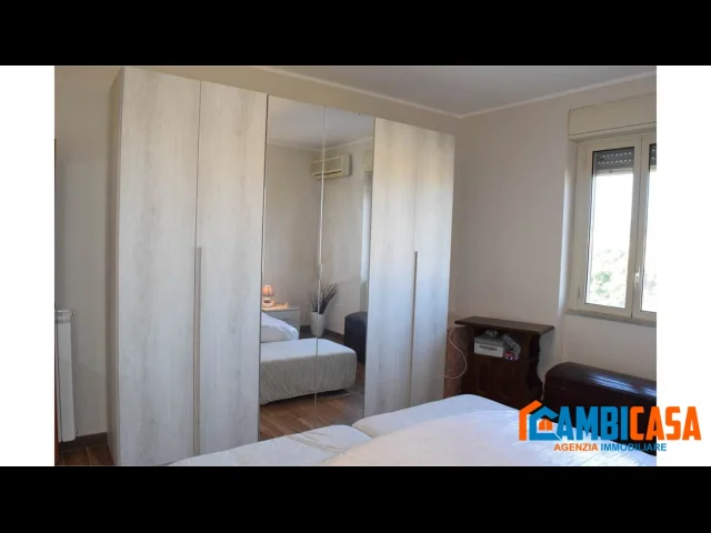 Appartamenti in Vendita - Via villagrazia - ristrutturato 5 vani