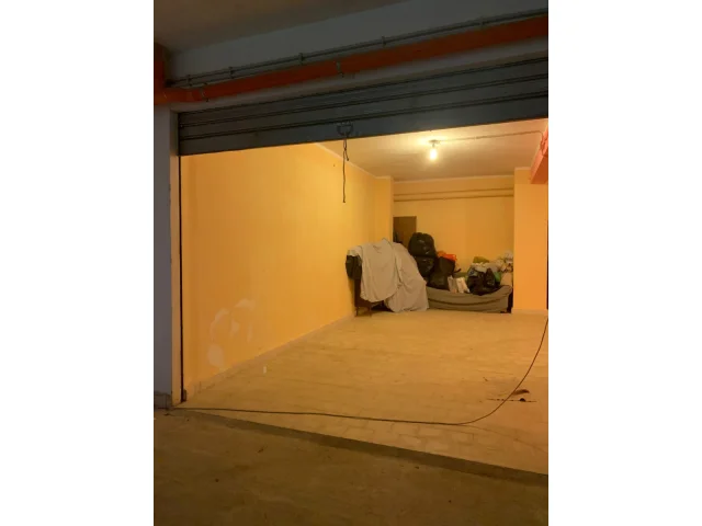 Appartamenti in Vendita - Santa flavia - magazzino 60 mq in residence