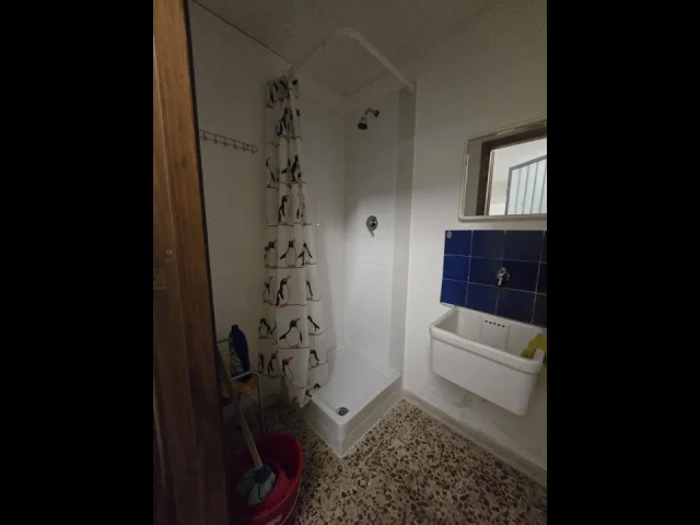 Appartamenti in Vendita - Pressi via san lorenzo - magazzino di 90 mq