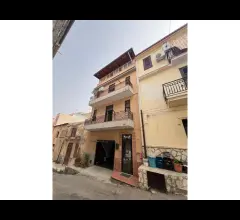 Borgetto/via costanza - palazzina indipendente