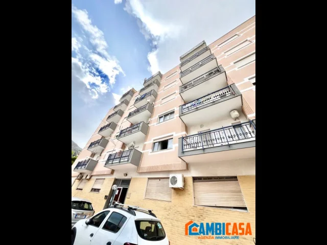 Via sferracavallo - ristrutturato 5 vani 2 bagni