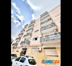 Appartamenti in Vendita - Via sferracavallo - ristrutturato 5 vani 2 bagni