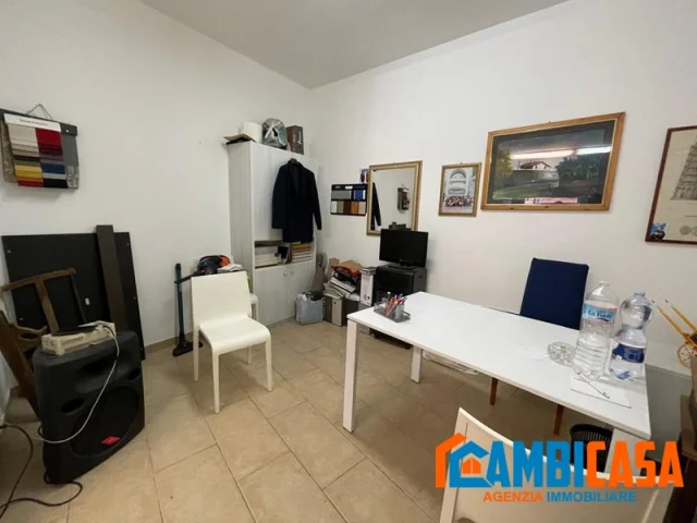 Appartamenti in Vendita - Via sferracavallo - locale ristrutturato di 65 mq
