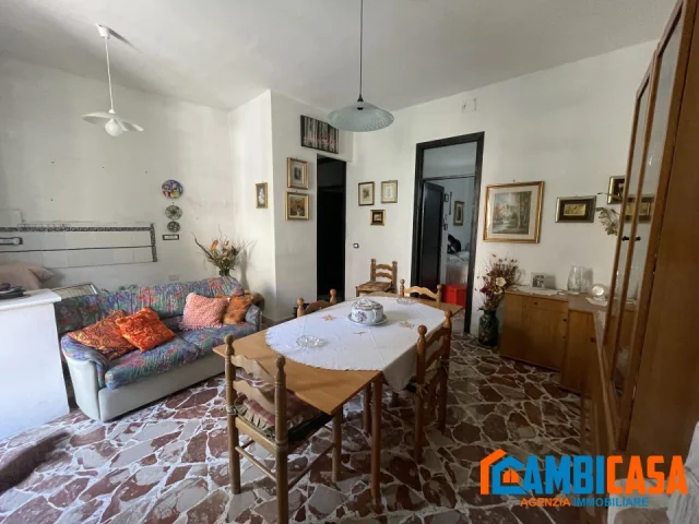 Appartamenti in Vendita - Villagrazia/malpasso - indipendente + terrazzo