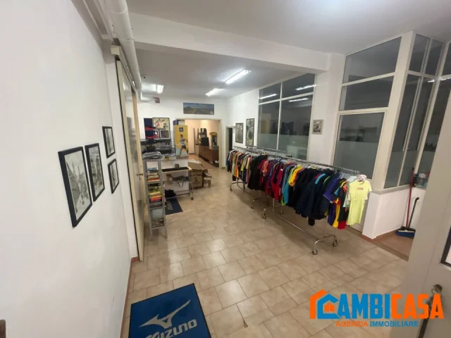 Appartamenti in Vendita - Pressi via san lorenzo - ufficio 280 mq
