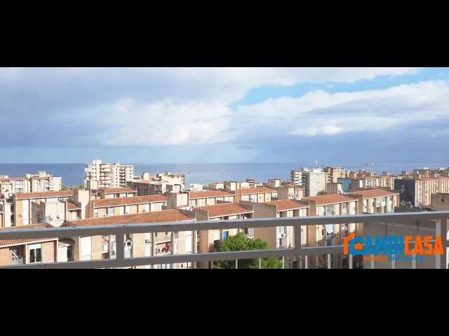 Appartamenti in Vendita - Via pecori giraldi - attico con posto auto
