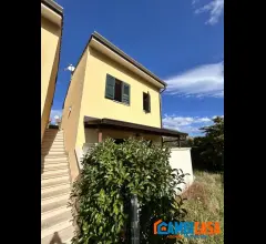 Appartamenti in Vendita - Magic residence - villetta piscina e accesso mare