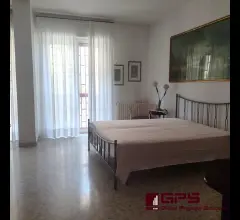 Appartamenti in Vendita - 3 vani con posto auto