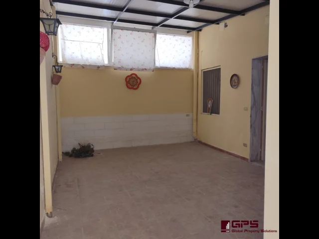 Appartamenti in Vendita - Casa indipendente con ampia cantina
