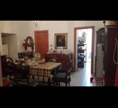 Appartamenti in Vendita - Soluzione indipendente vic. ospedale di venere