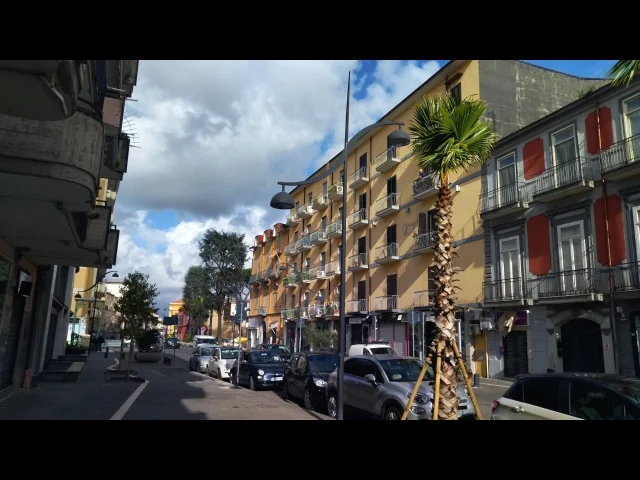 Locale commerciale fronte strada ristrutturato