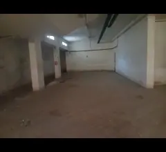 Locale 250 mq uso deposito