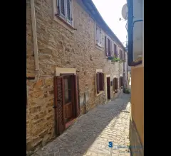 Alloggio finemente ristrutturato a garlenda fraz. castelli