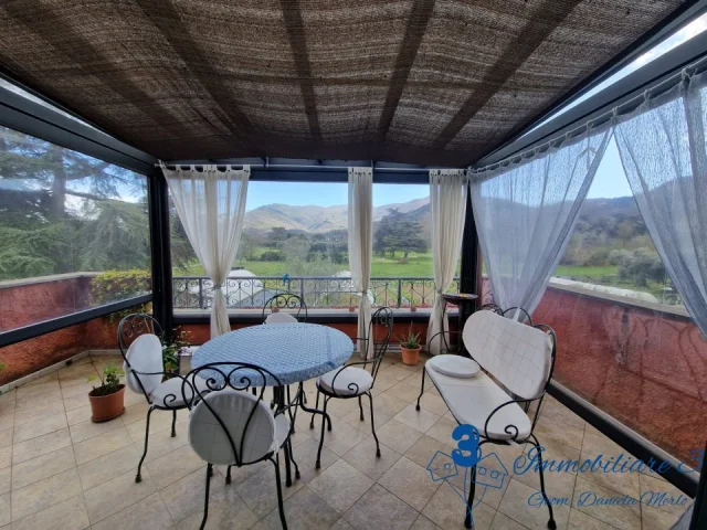 Appartamenti in Vendita - Porzione di villa con terrazza giardino e piscina condominiale a garlenda golf
