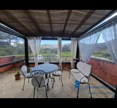 Porzione di villa con terrazza giardino e piscina condominiale a garlenda golf