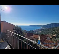 Appartamenti in Vendita - Casa semi-indipendente, terrazza vista mare a alassio-solva