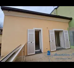 Appartamenti in Vendita - Alloggio indipendente nuovo, terrazza in centro a villanova