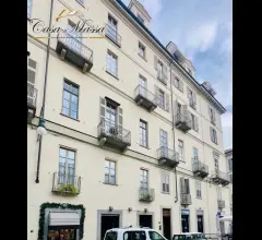 Appartamenti in Vendita - Piano alto nuda proprietÀ a pochi passi da piazza vittorio