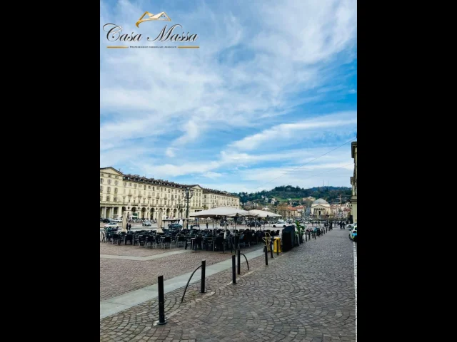 Appartamenti in Vendita - Piano alto nuda proprietÀ a pochi passi da piazza vittorio