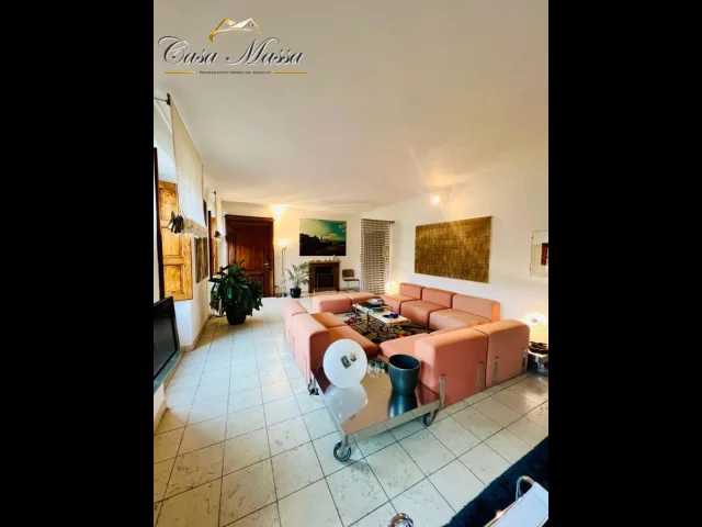 Appartamenti in Vendita - Piano alto nuda proprietÀ a pochi passi da piazza vittorio