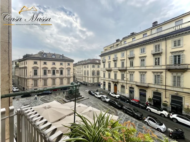Pressi piazza bodoni