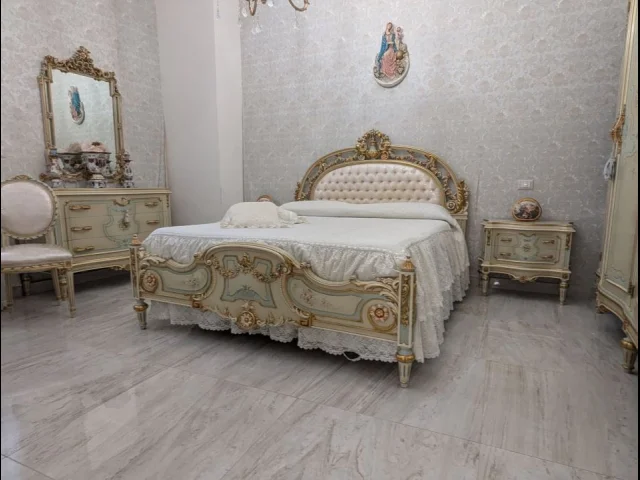 Appartamenti in Vendita - Trilocale ristrutturato con materiali di pregio