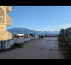 Appartamenti in Vendita - Attico di prestigio-panoramico