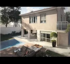 Appartamenti in Vendita - A due passi dal mare villa indipendente su quattro lati