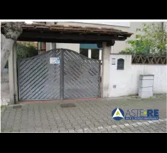 Appartamenti in Vendita - Viareggio_ appartamento per civile abitazione_ suddiviso catastalmente in due unità