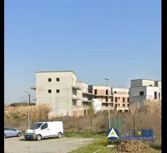 Rustici e casali - tra via roma e via del valico a pisa