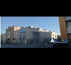 Prato_	piena proprietà di unità immobiliare avente destinazione produttiva